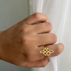 Anillo nudo de bruja